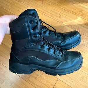 Mens work boot.